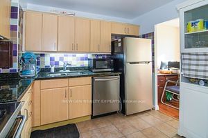 100 Leeward Glwy, unit 1708 for sale