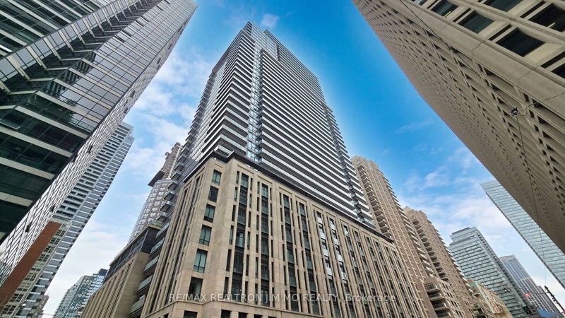 955 Bay St, unit 2205 for sale - image #1