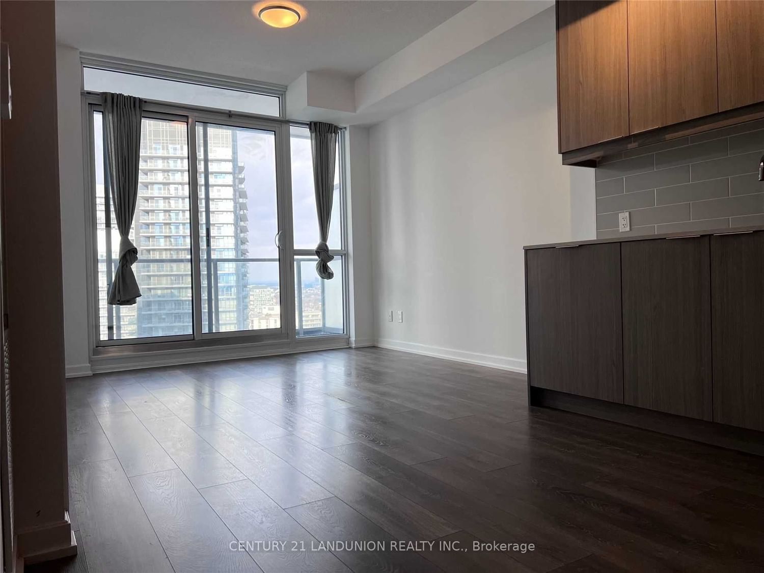 32 Forest Manor Rd, unit 2203 for rent - image #11