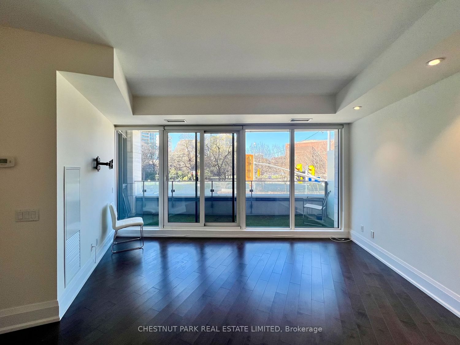 88 Davenport Rd, unit 205 for sale - image #4