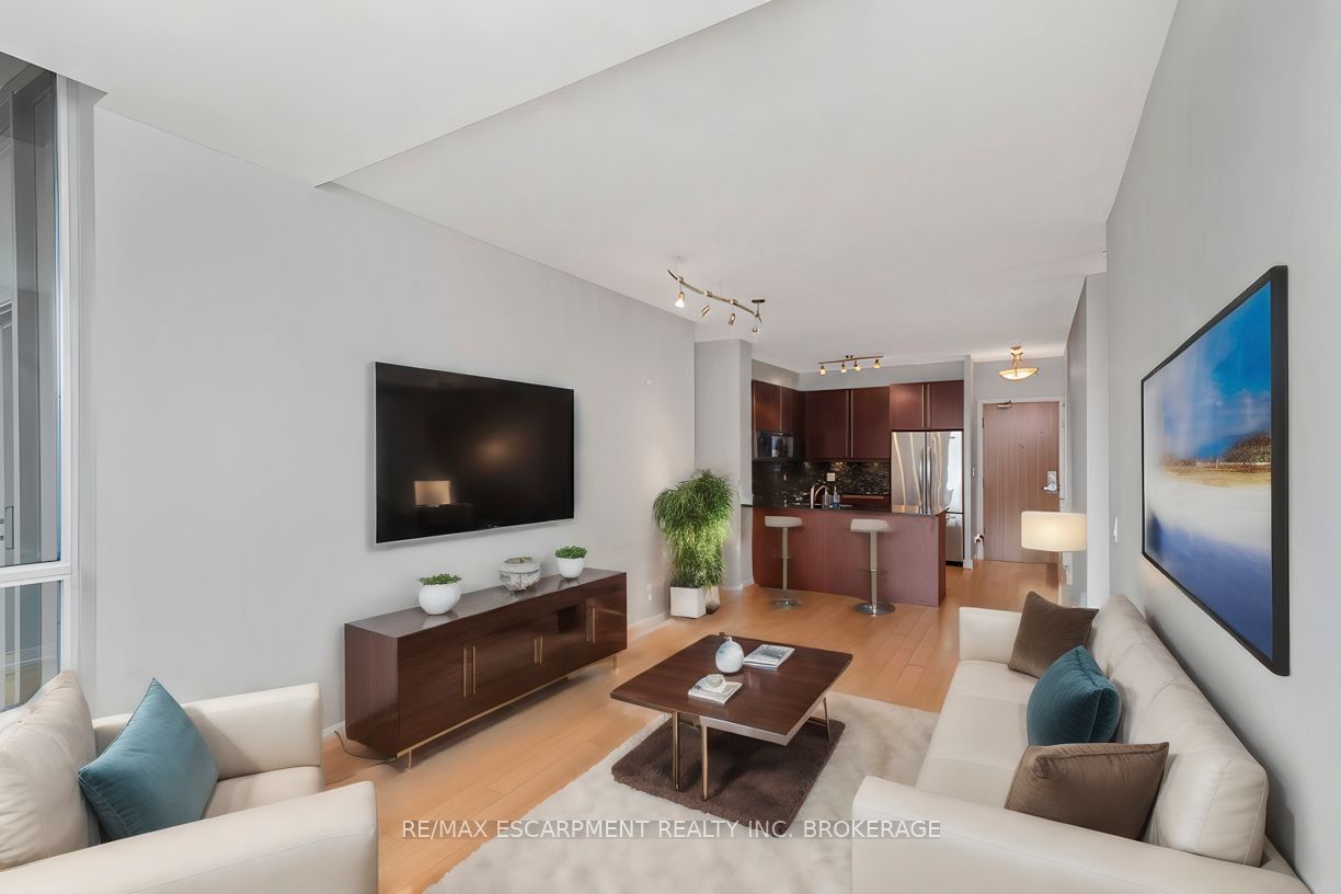 88 Broadway Ave, unit 304 for sale - image #9