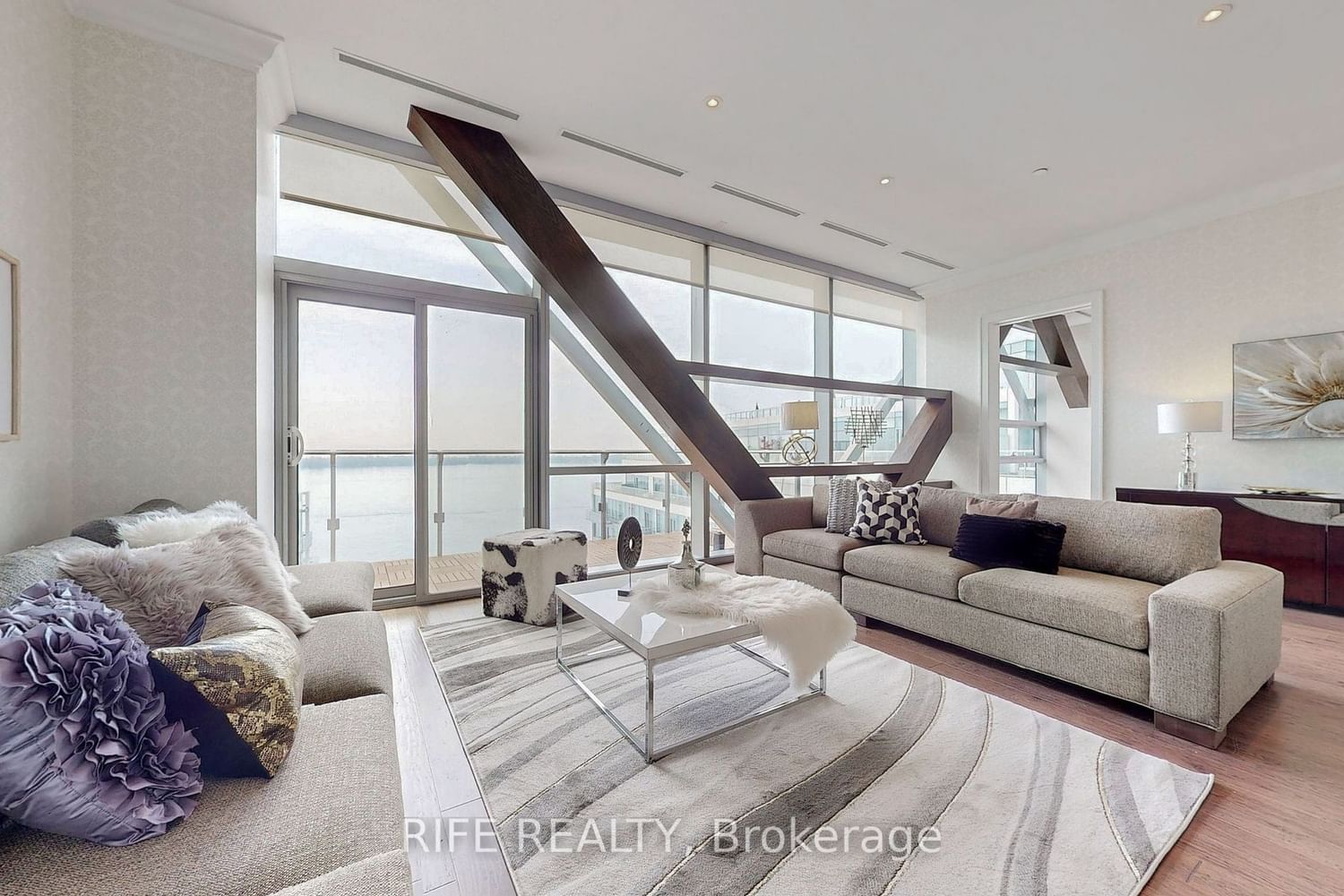 39 Queens Quay E, unit 1208 for sale - image #6