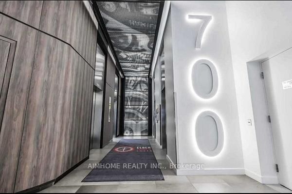 700 King St W, unit 604 for sale