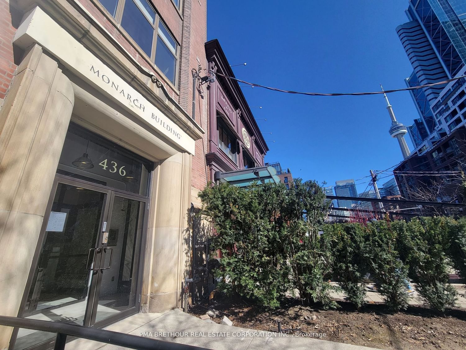 436 Wellington St W, unit 304 for rent