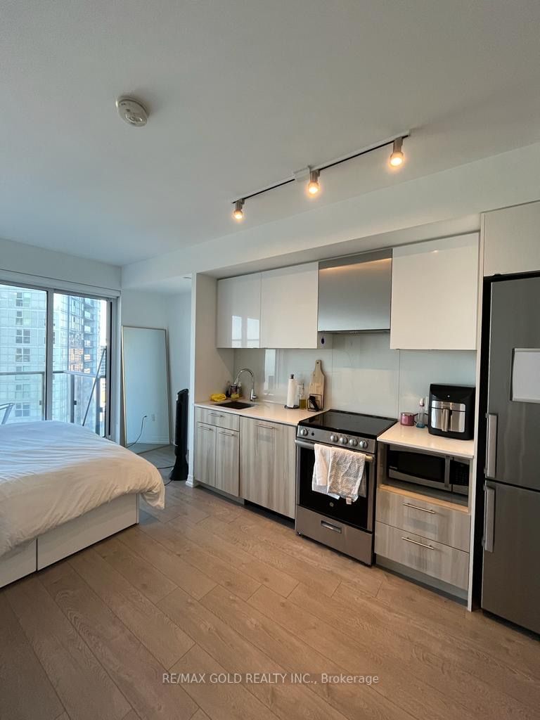 251 Jarvis St, unit 1415 for sale - image #10