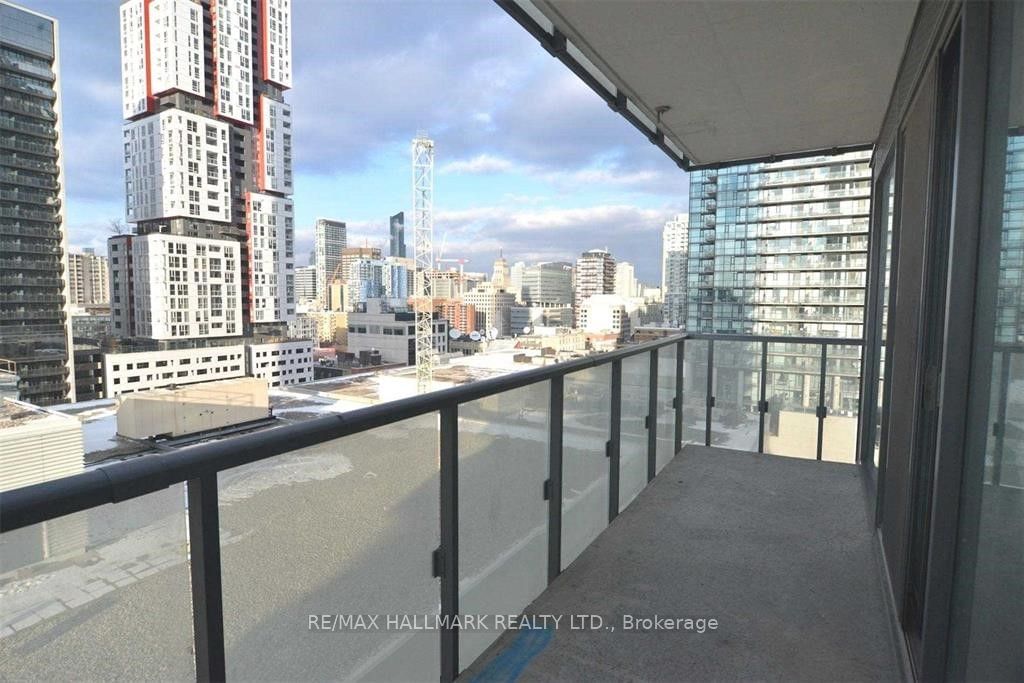 101 Peter St, unit 1403 for sale - image #11