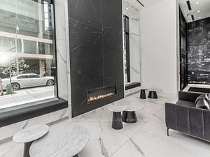 20 Edward St N, unit 1302 for rent