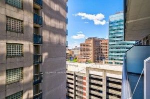 770 Bay St, unit 1008 for sale - image #18