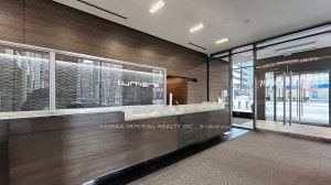 770 Bay St, unit 1008 for sale - image #2