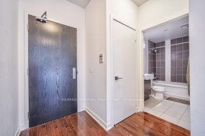 770 Bay St, unit 1008 for sale - image #4