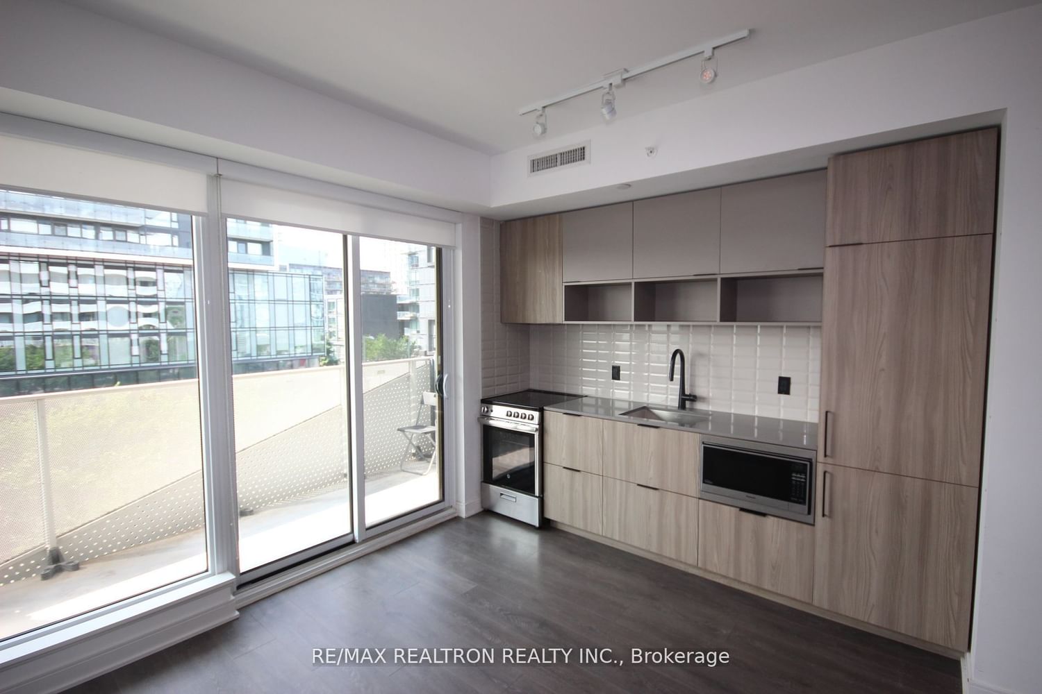 60 Tannery Rd, unit 407 for rent - image #6