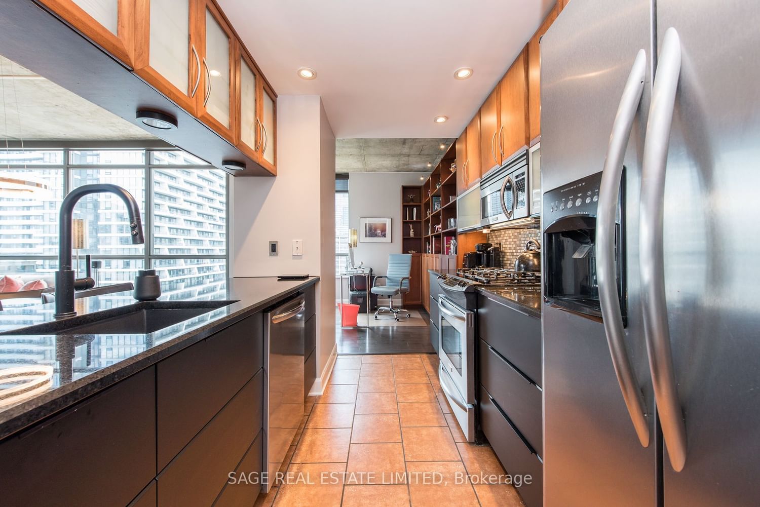 285 Mutual St, unit 1108 for sale - image #6