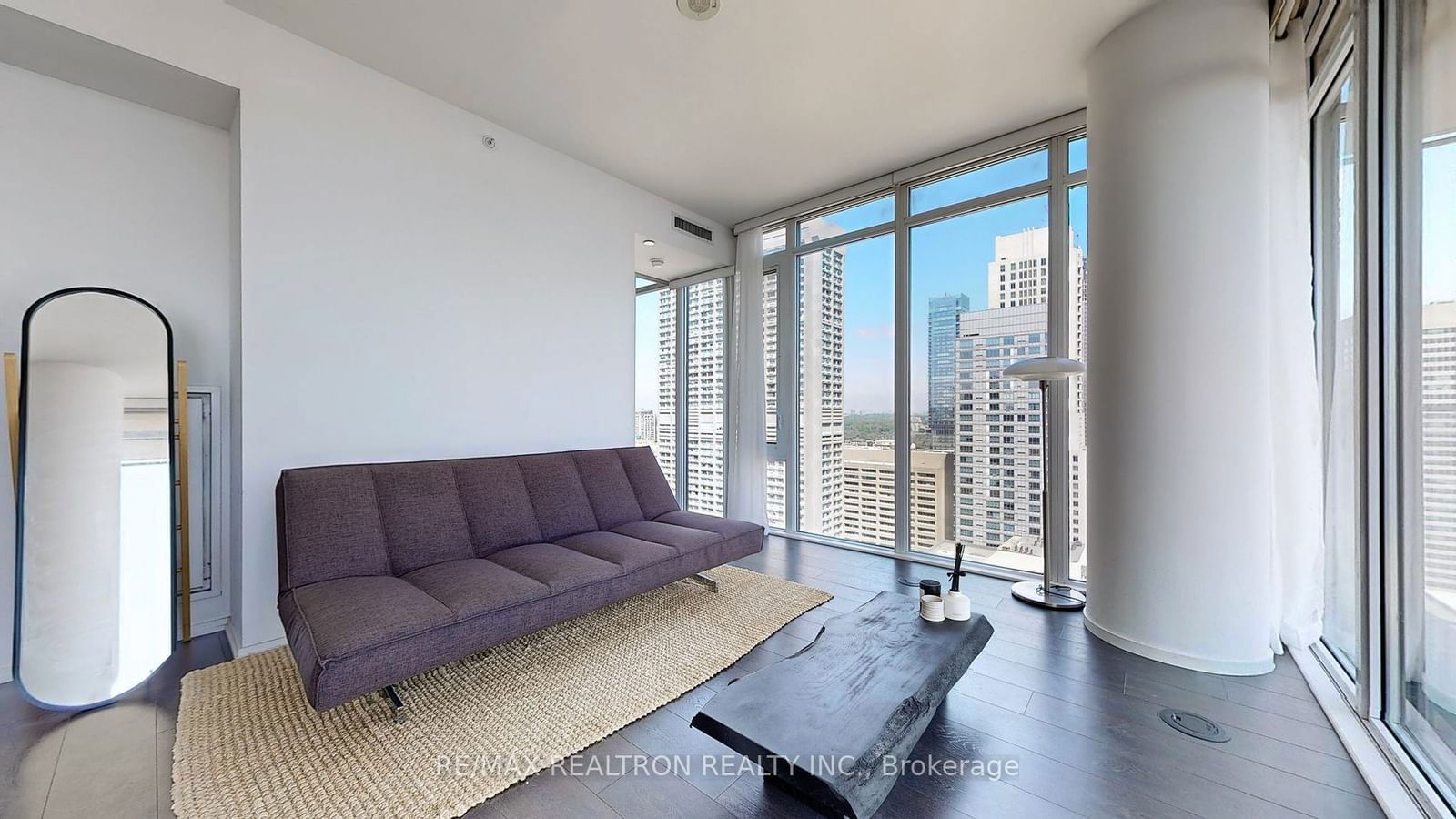 75 St Nicholas St, unit 3208 for sale - image #4