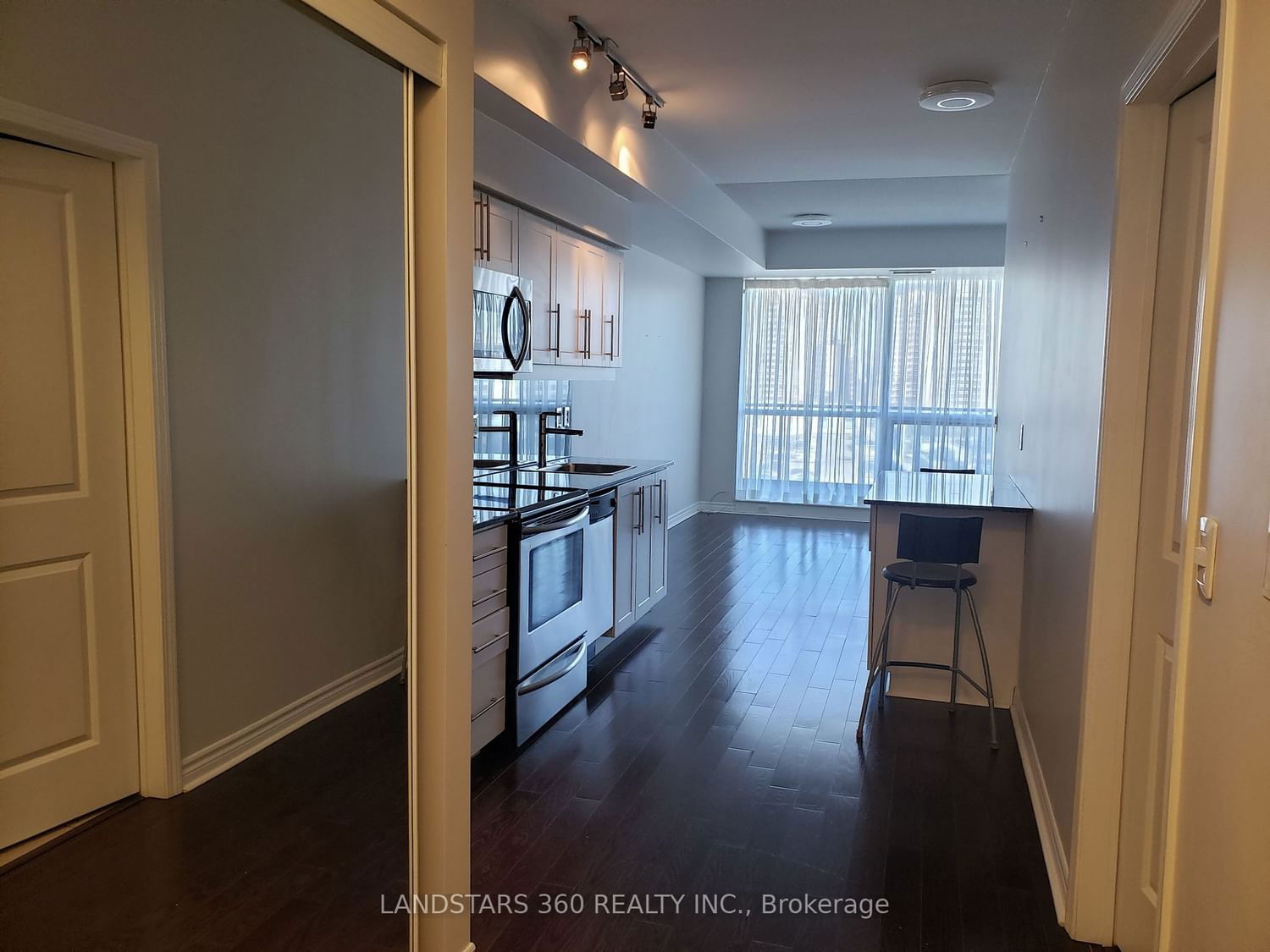 2885 Bayview Ave, unit 441 for rent - image #2