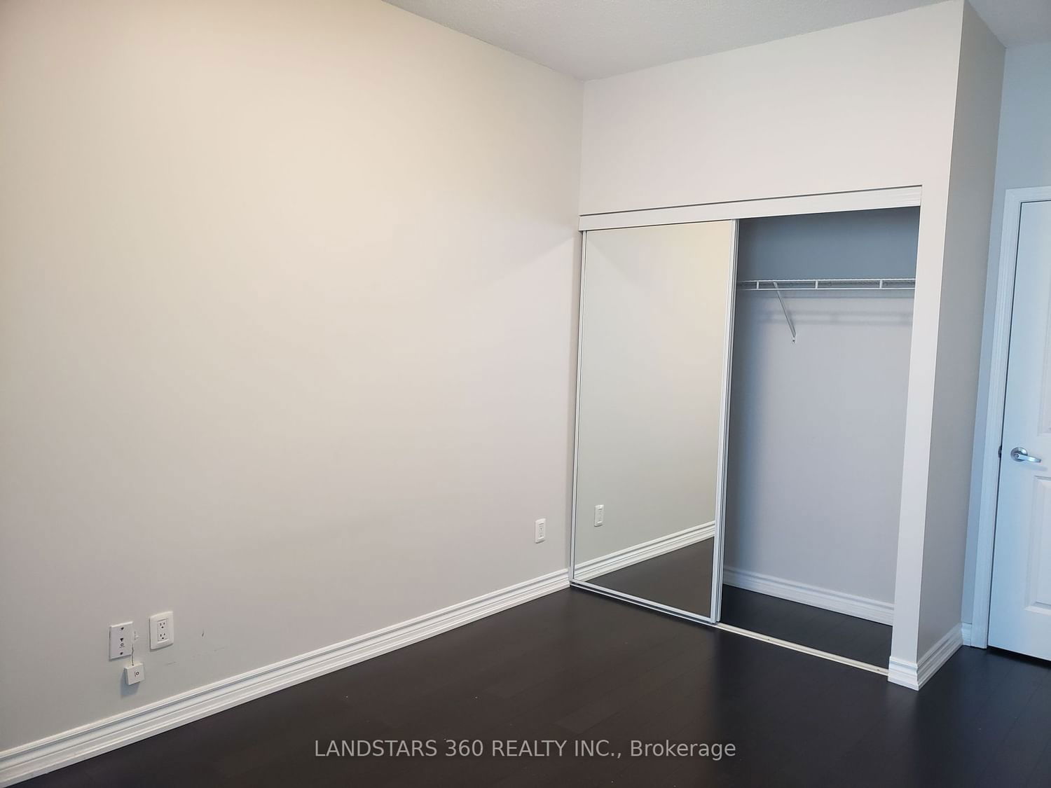 2885 Bayview Ave, unit 441 for rent - image #8