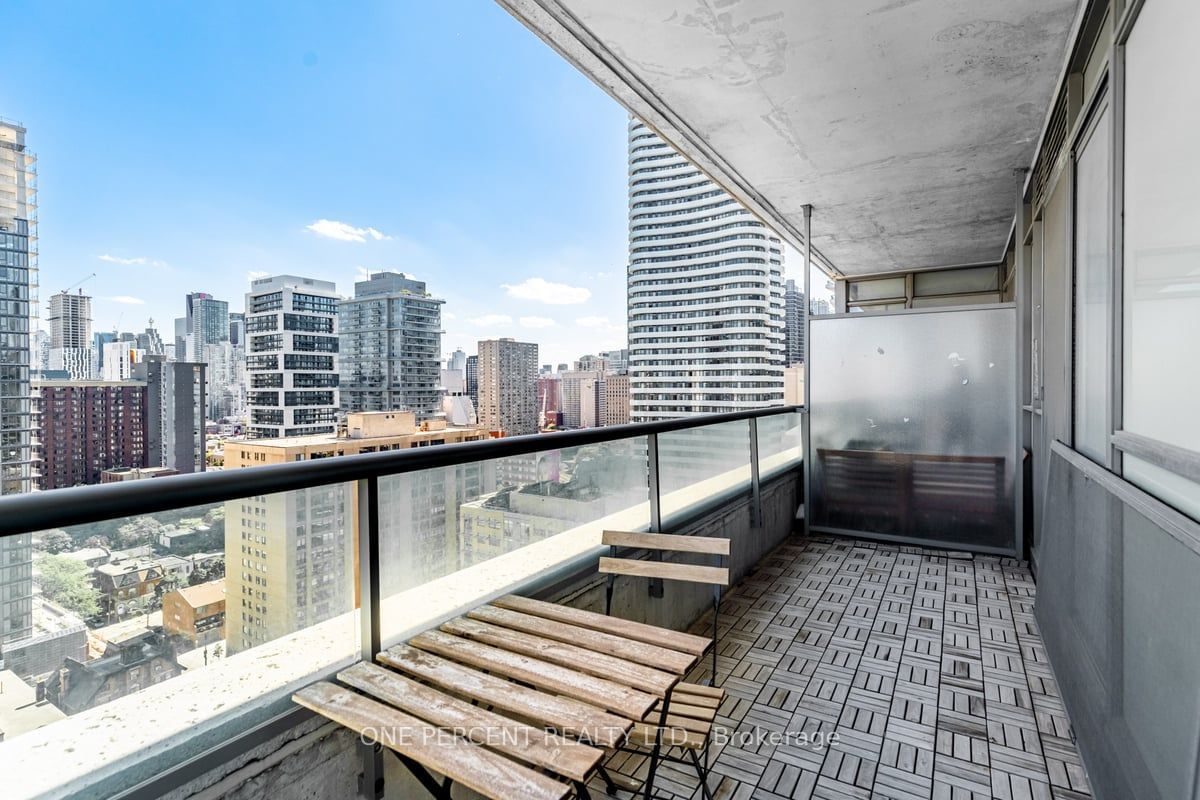 281 Mutual St, unit 1801 for sale - image #25