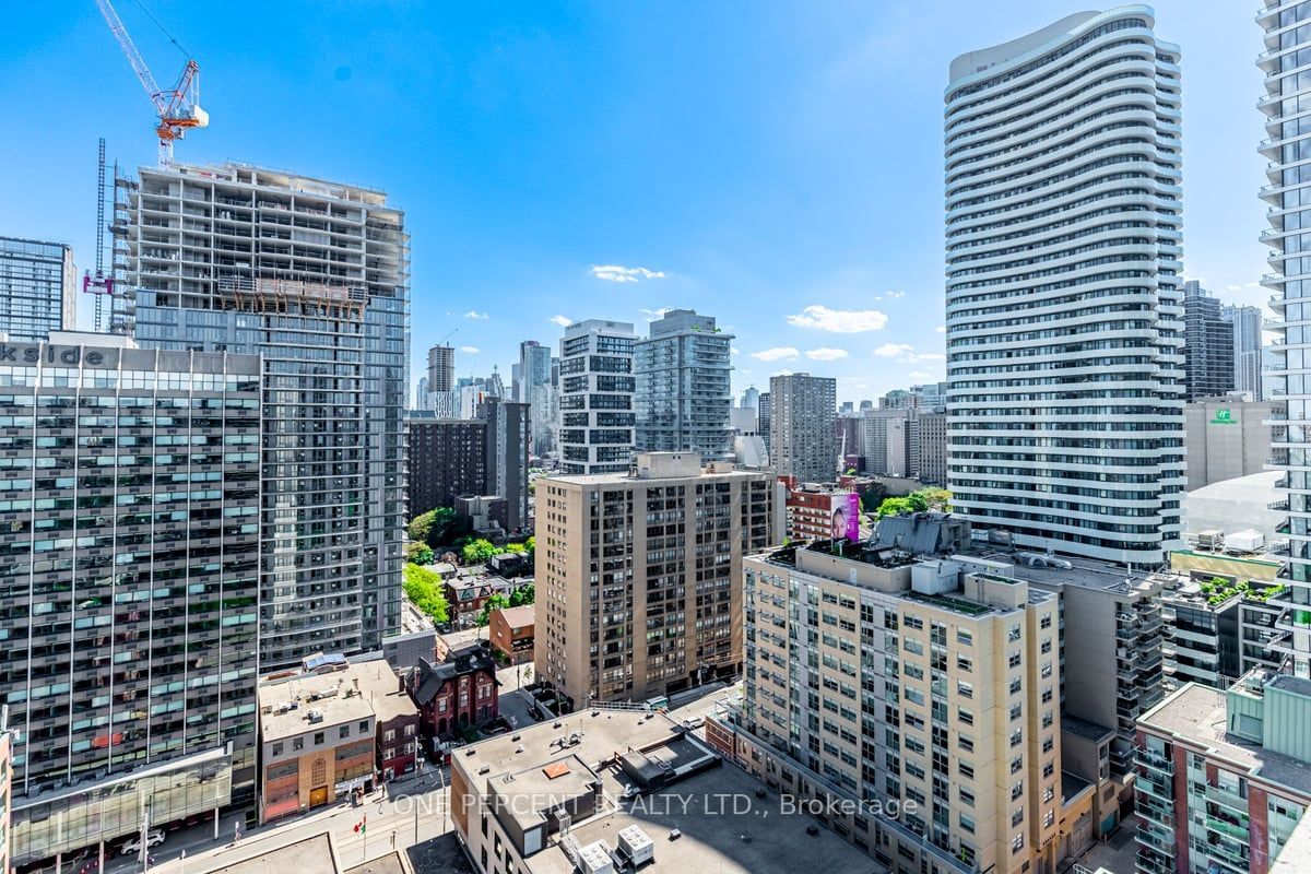 281 Mutual St, unit 1801 for sale