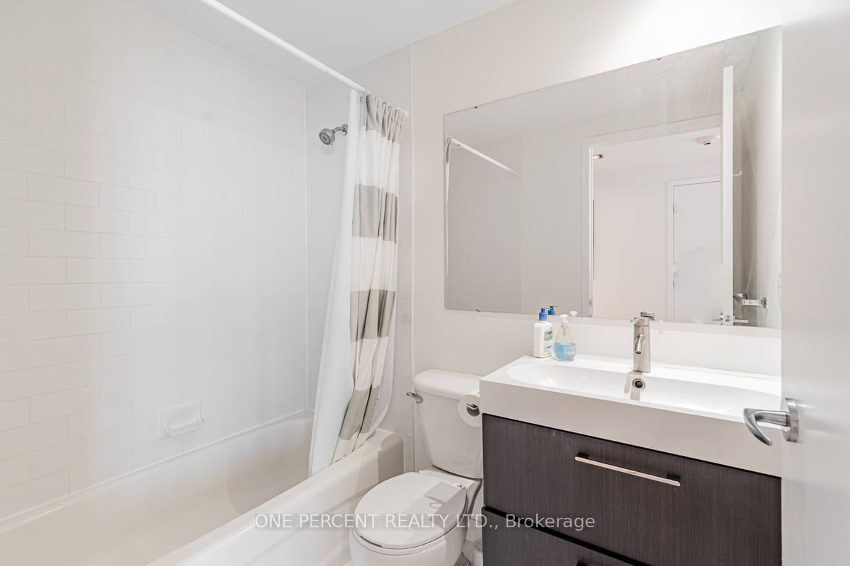 281 Mutual St, unit 1801 for sale - image #6