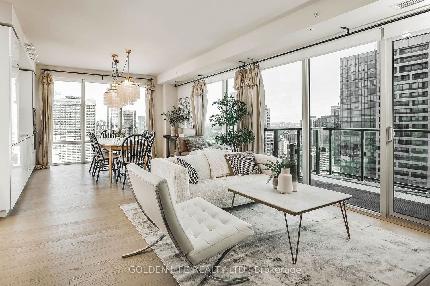 955 Bay St, unit 4007 for sale - image #4