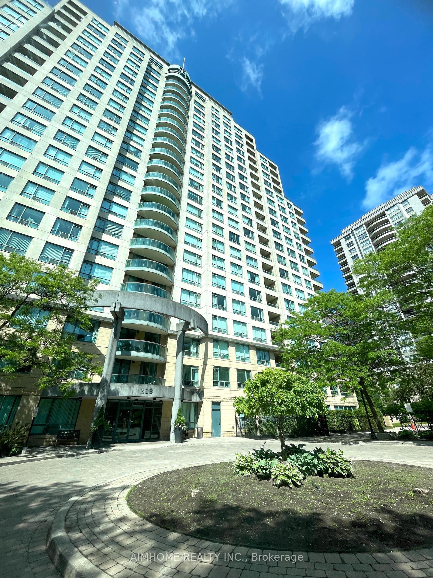 238 Doris Ave, unit 511 for rent - image #1