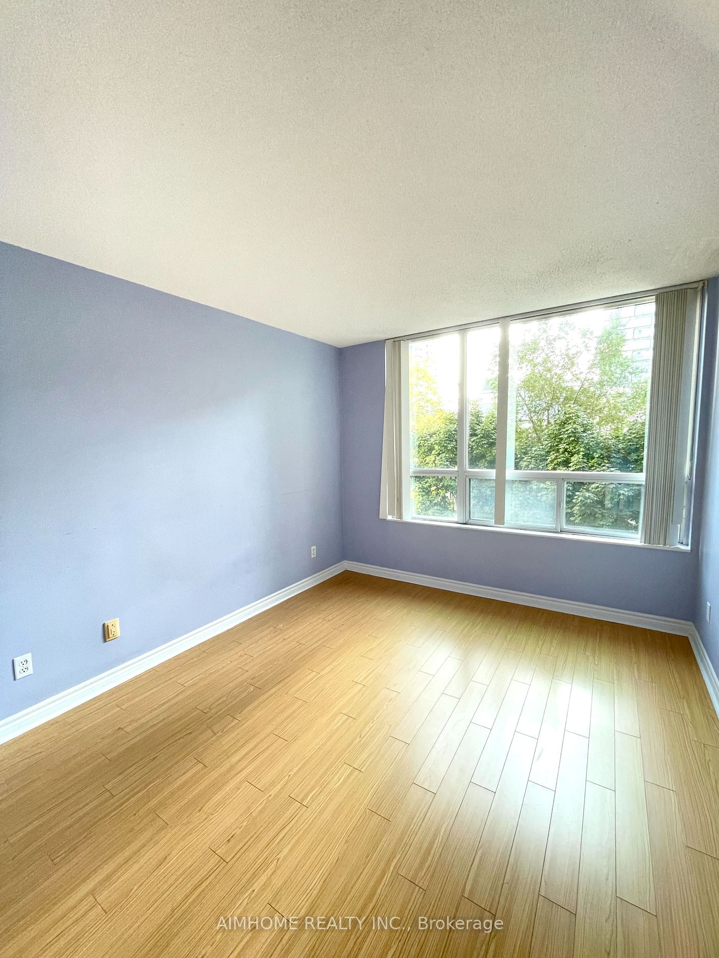 238 Doris Ave, unit 511 for rent - image #4