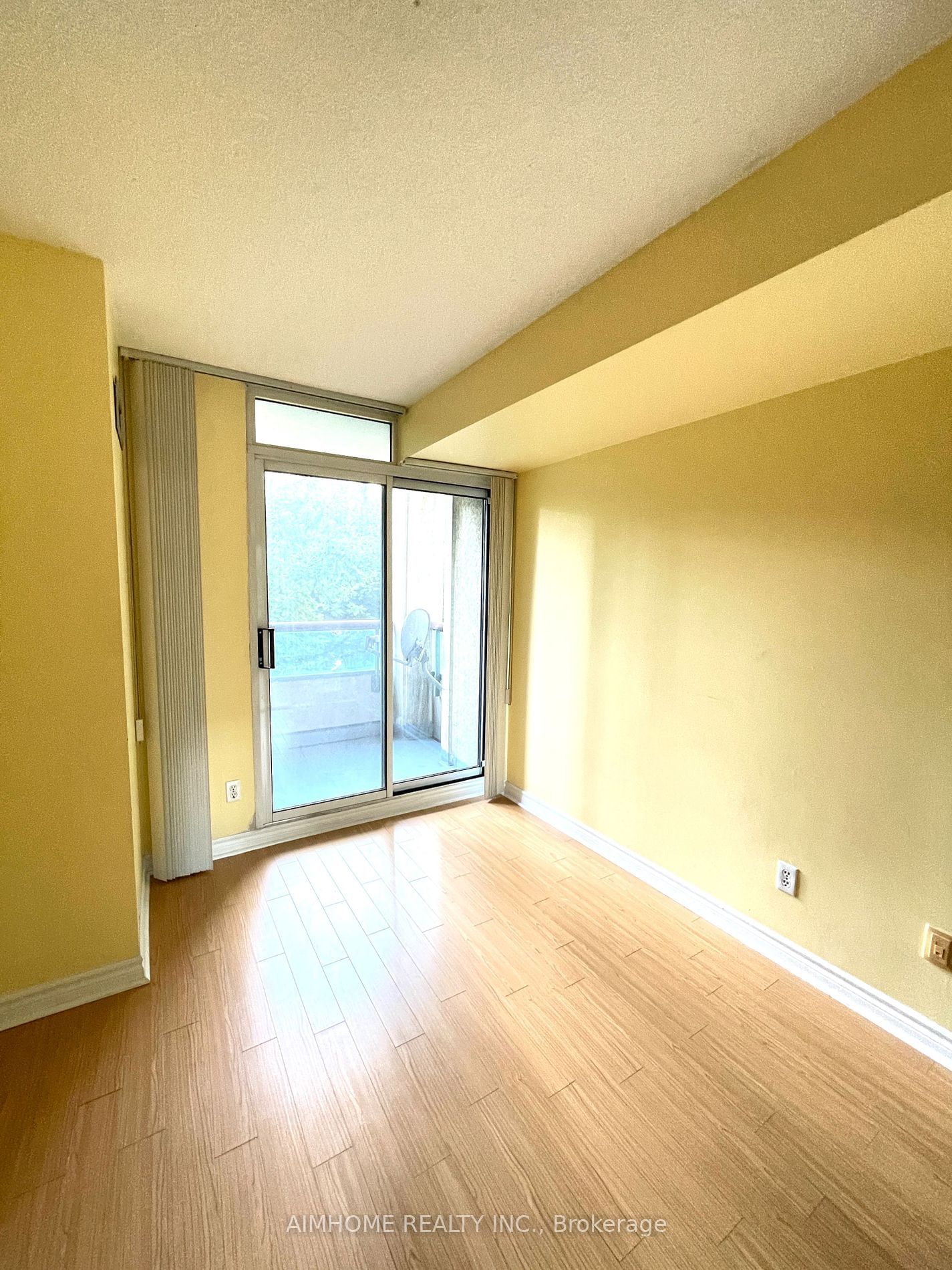 238 Doris Ave, unit 511 for rent - image #7