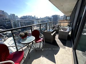 560 King St W, unit 1110 for sale - image #2