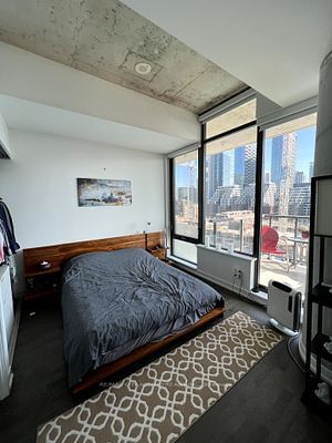 560 King St W, unit 1110 for sale - image #8