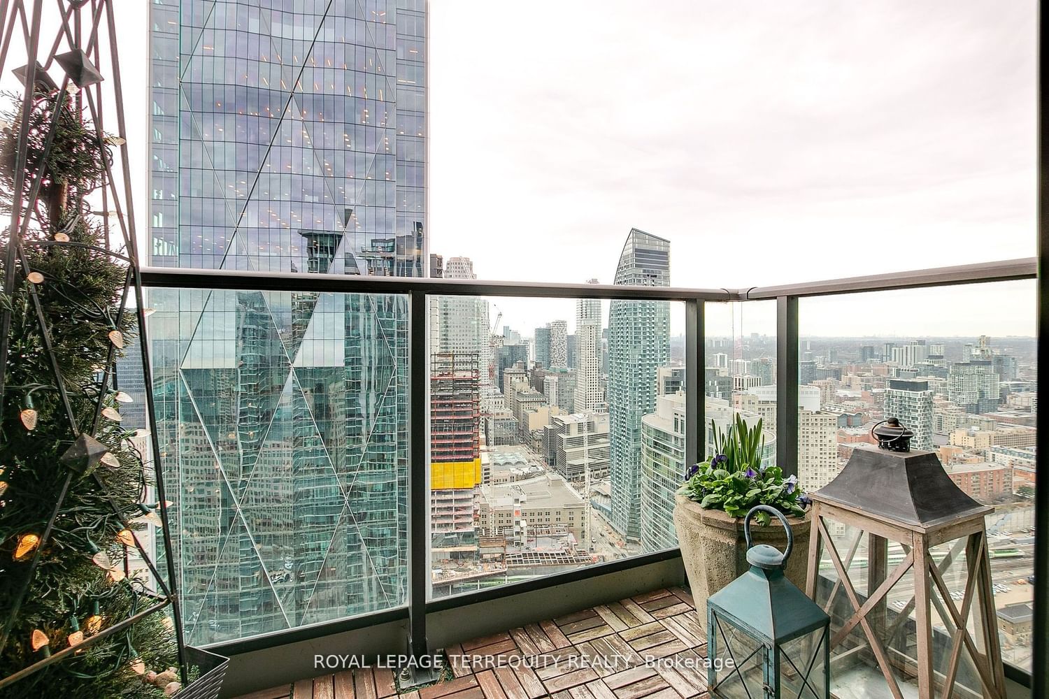 16 Harbour St, unit 4702 for sale - image #21