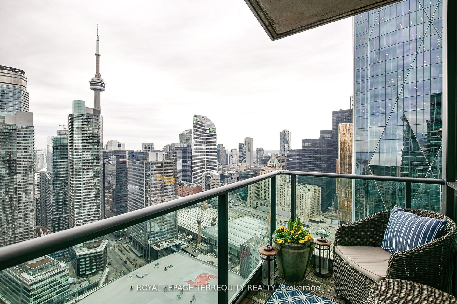 16 Harbour St, unit 4702 for sale - image #32