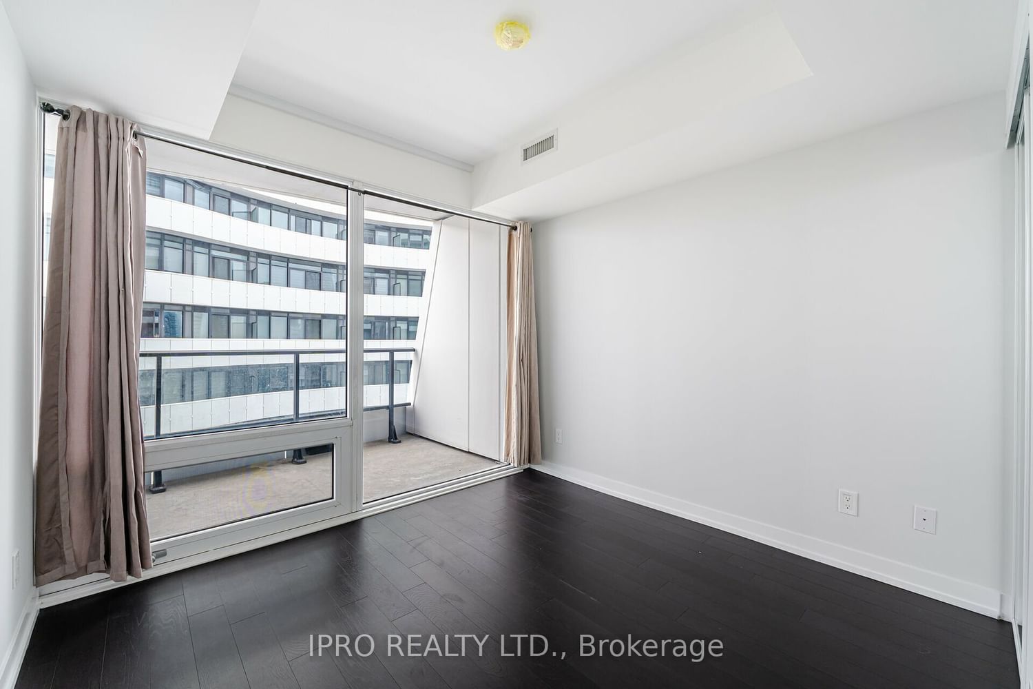 85 Wood St, unit 3902 for rent - image #19