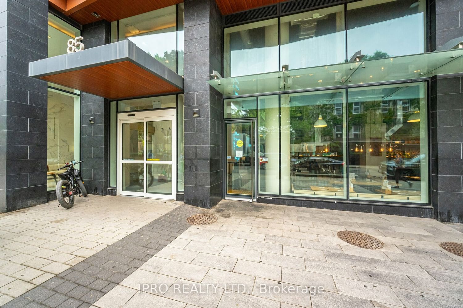 85 Wood St, unit 3902 for rent - image #2