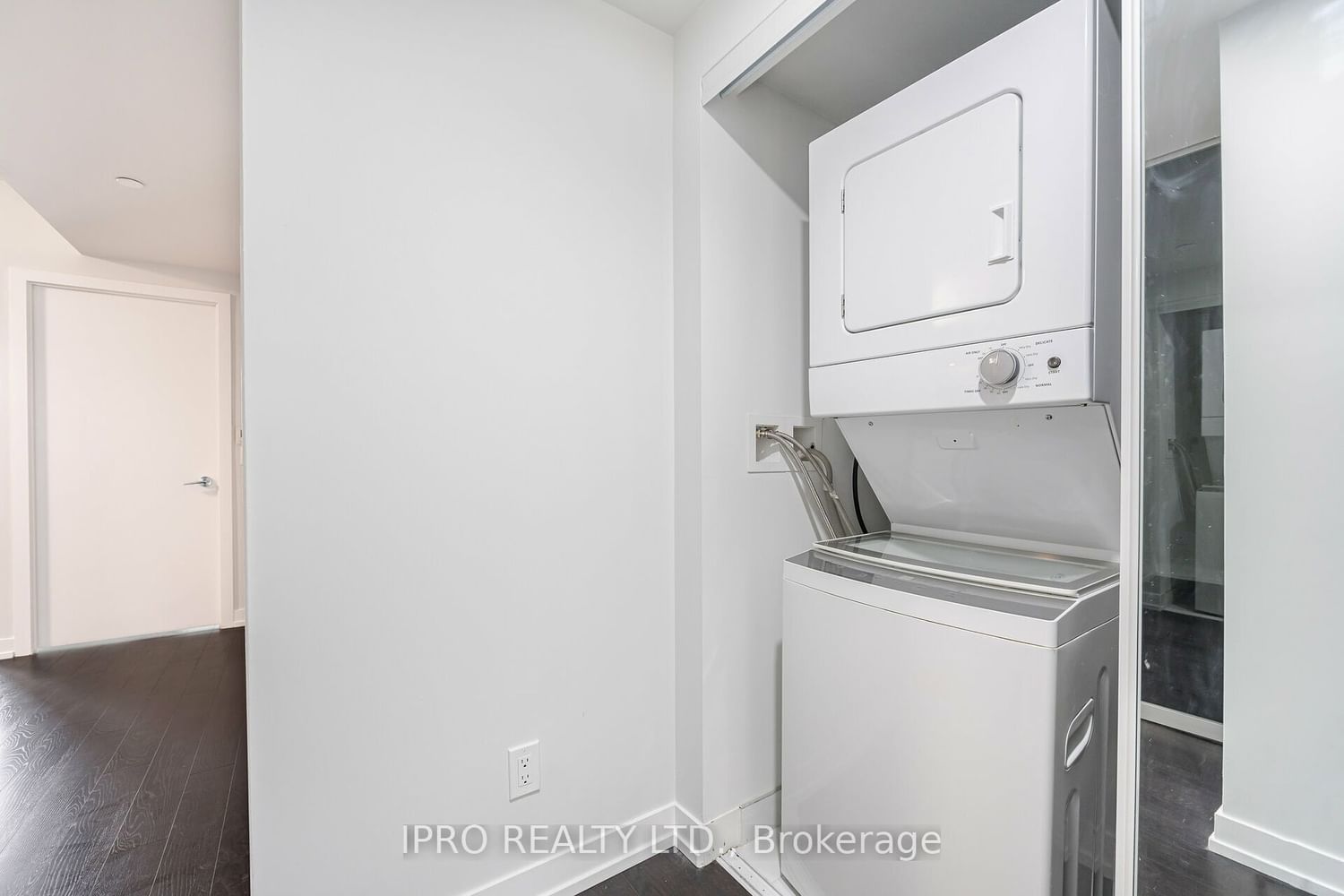 85 Wood St, unit 3902 for rent - image #24