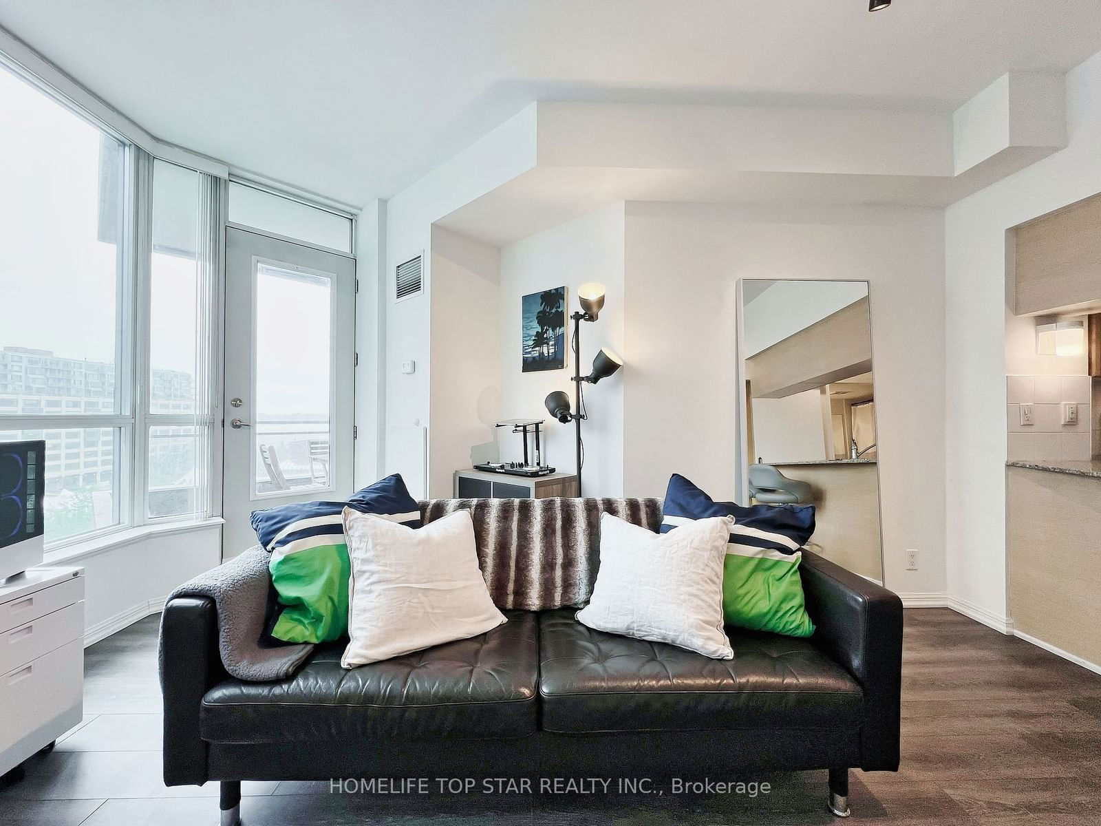 228 Queens Quay W, unit 1006 for sale - image #7