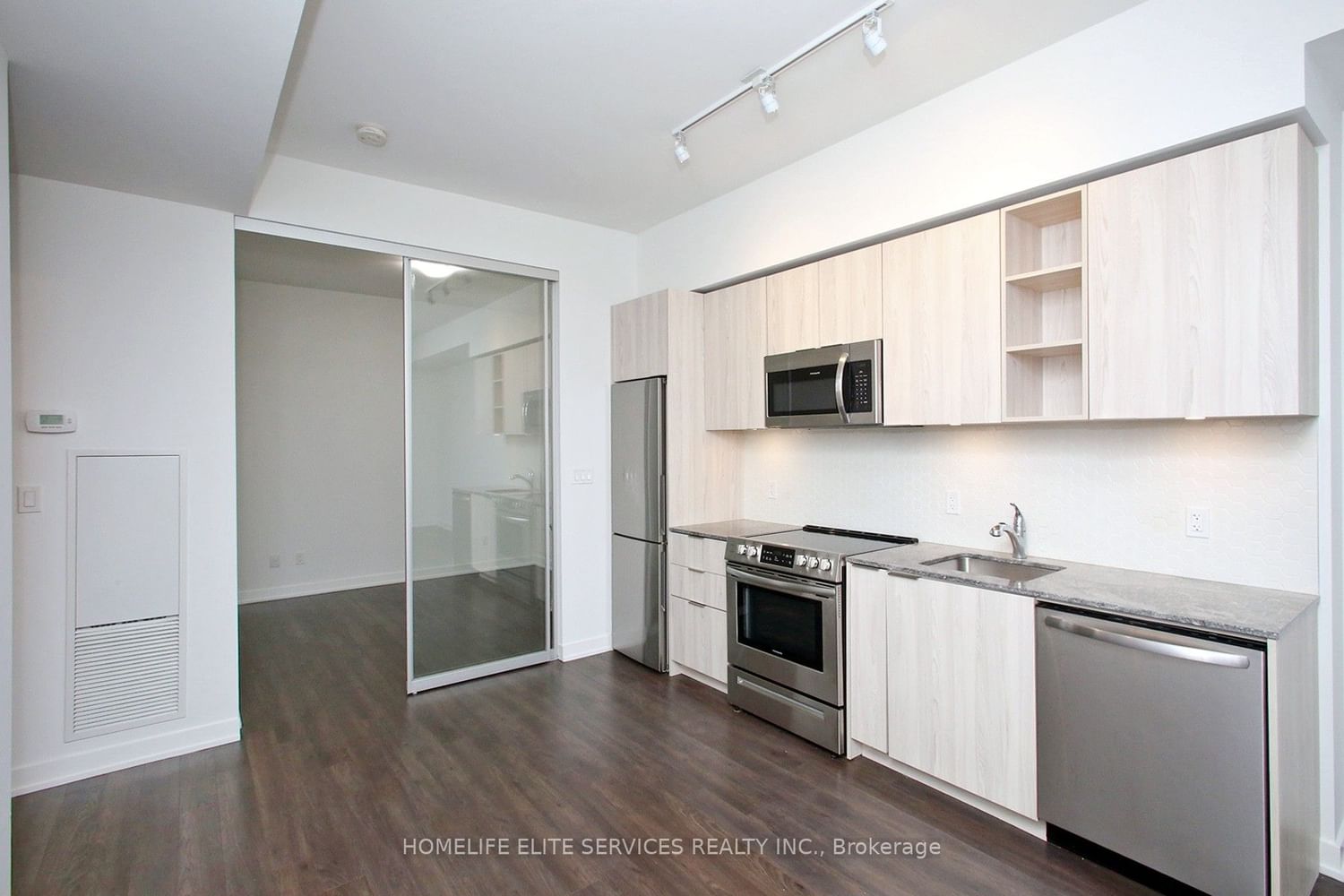 30 Ordnance St, unit 306 for sale