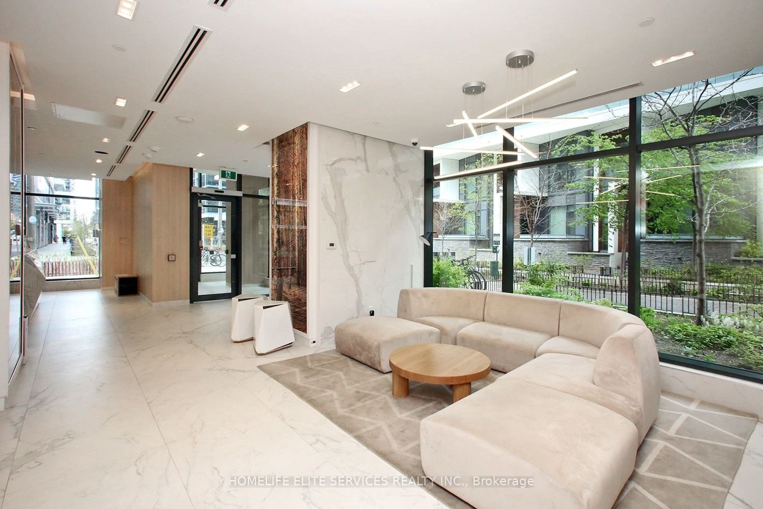 30 Ordnance St, unit 306 for sale - image #2