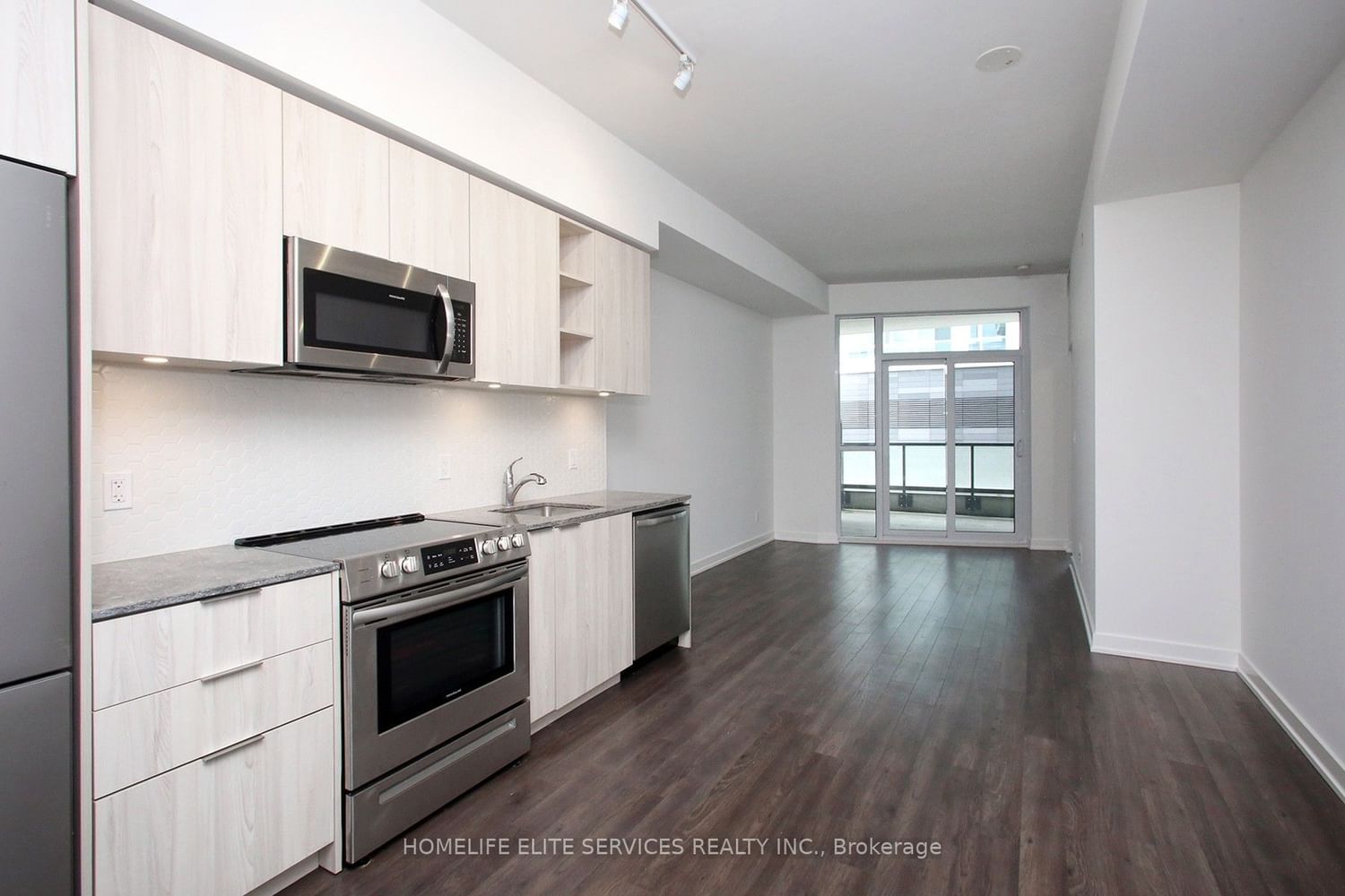 30 Ordnance St, unit 306 for sale - image #4