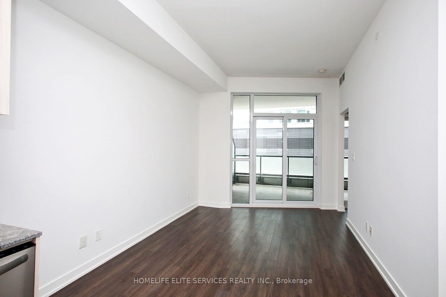 30 Ordnance St, unit 306 for sale - image #6