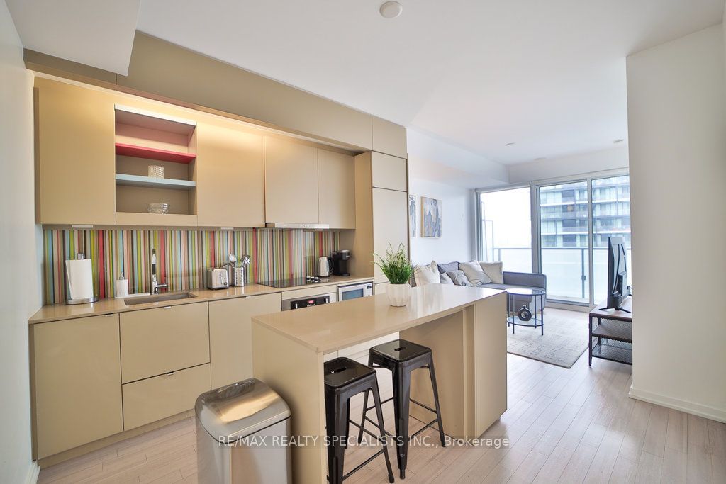 101 Peter St W, unit 3101 for sale