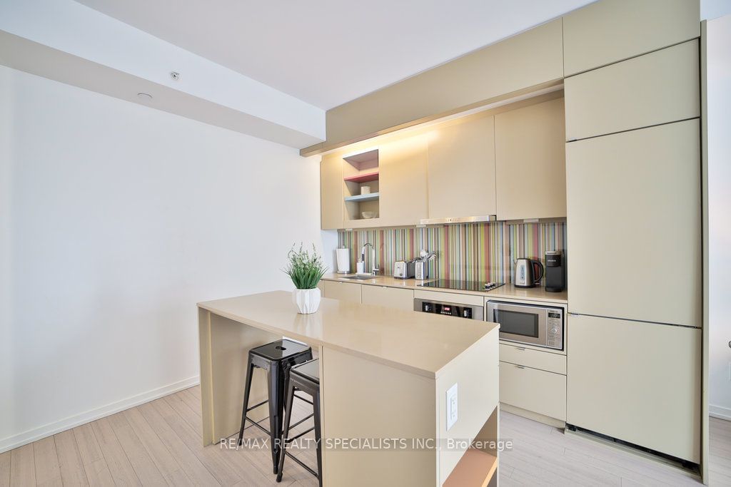 101 Peter St W, unit 3101 for sale