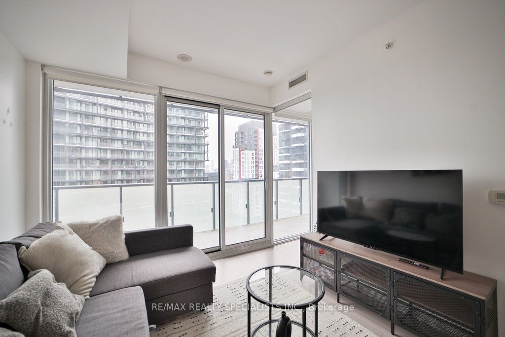 101 Peter St W, unit 3101 for sale