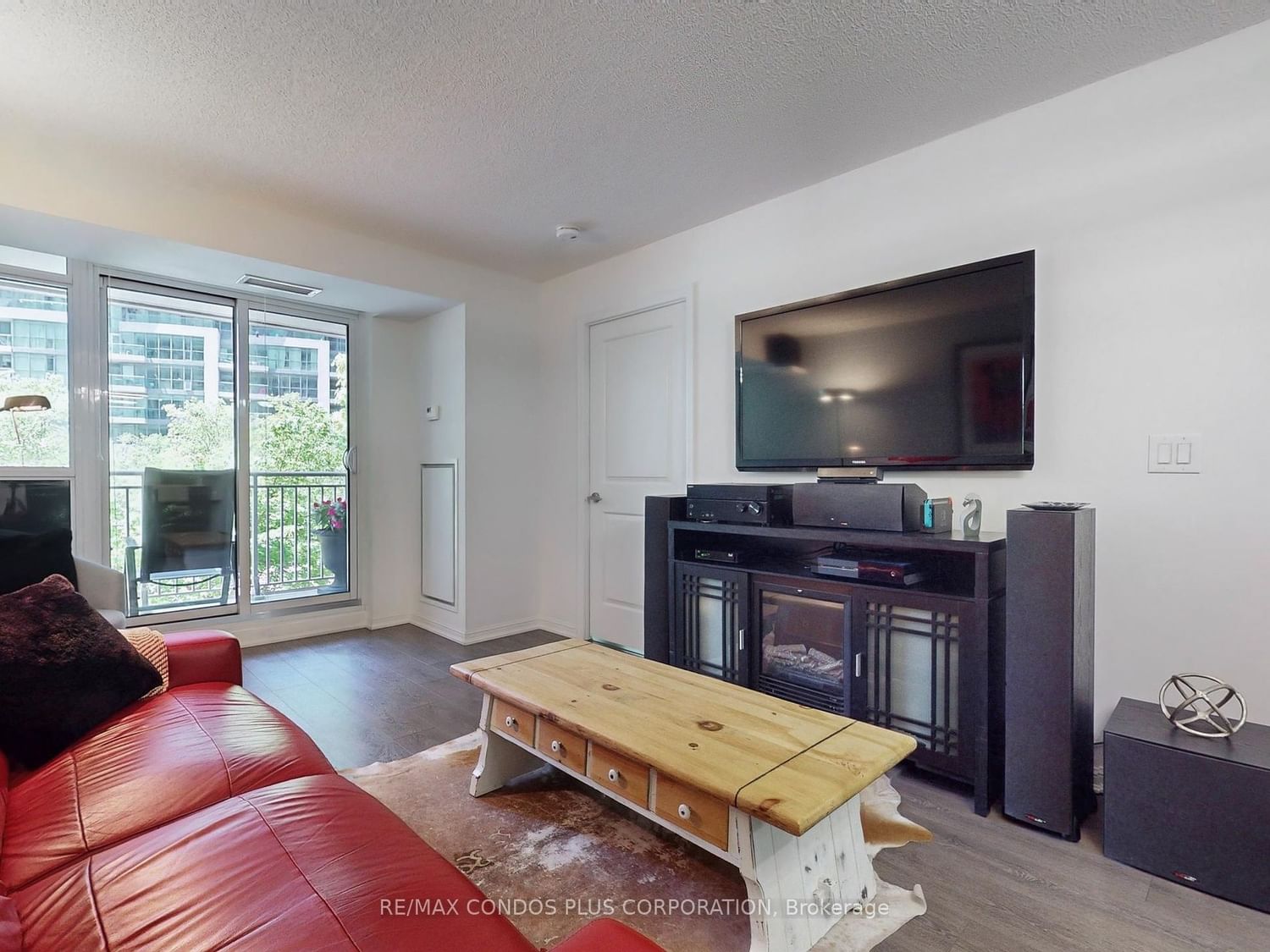 35 Bastion St, unit 310 for sale - image #10