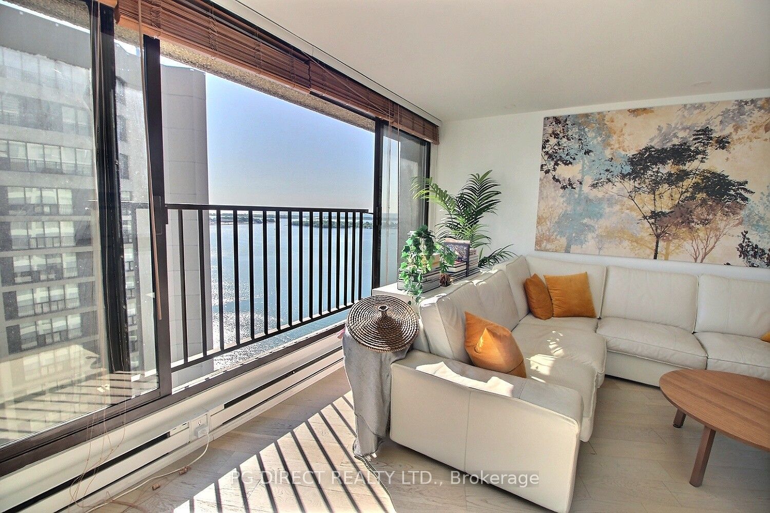 65 Harbour Sq, unit 3306 for sale - image #5