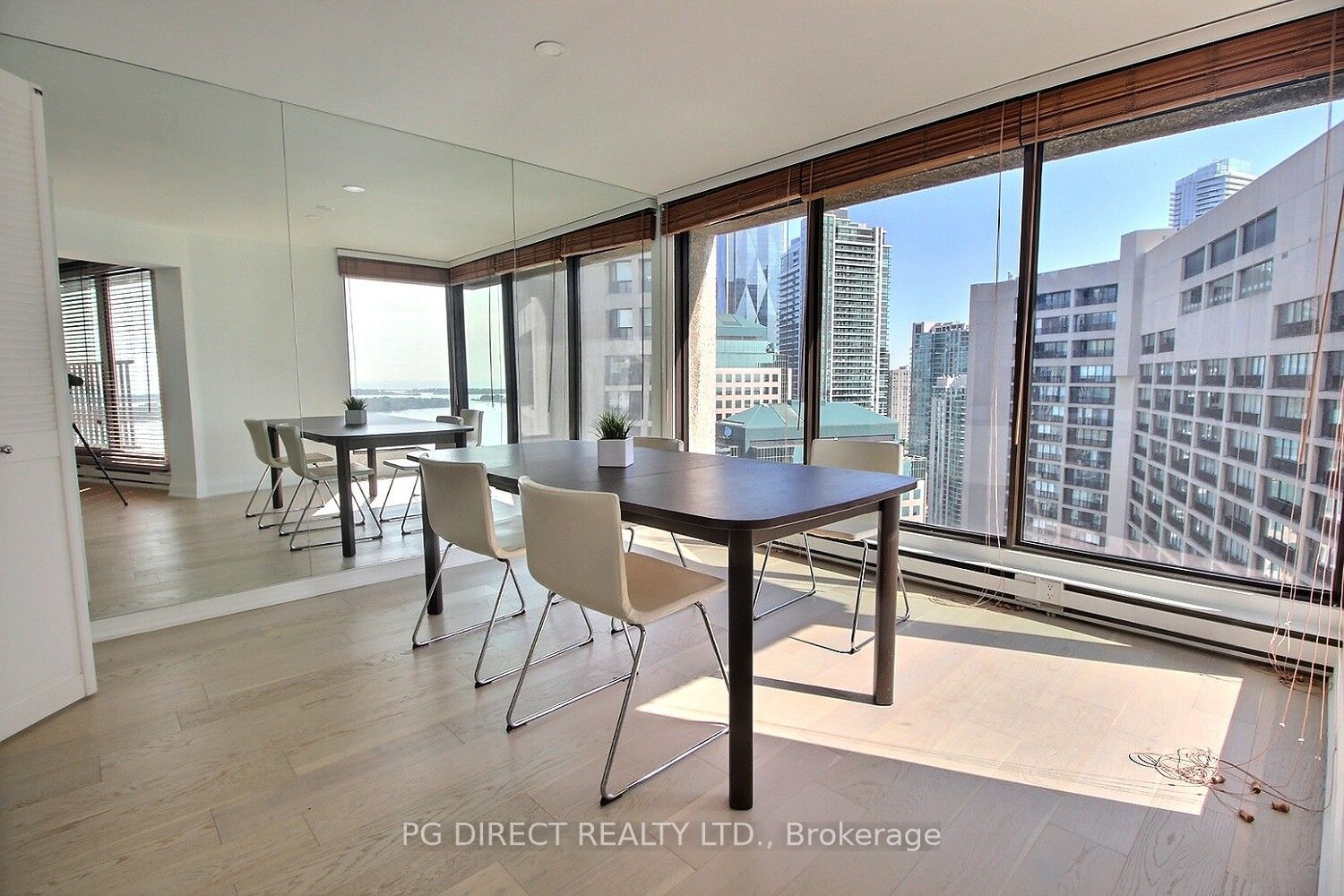 65 Harbour Sq, unit 3306 for sale - image #8