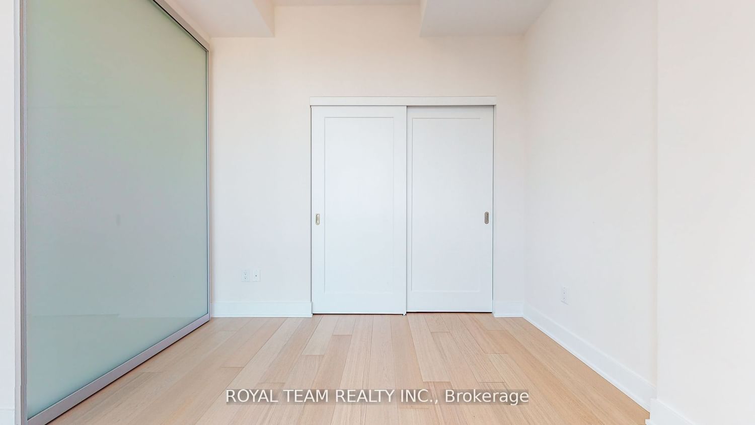 88 Cumberland St E, unit 1806 for rent