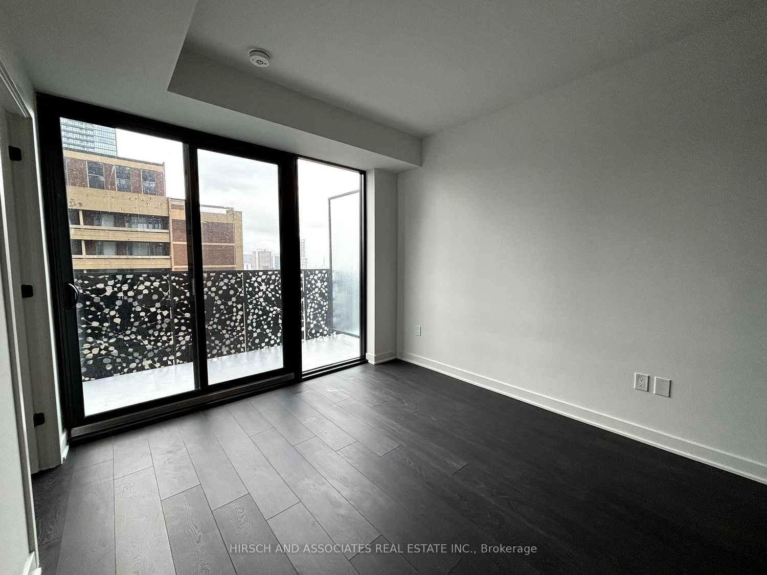 55 Charles St E, unit 2101 for rent - image #21