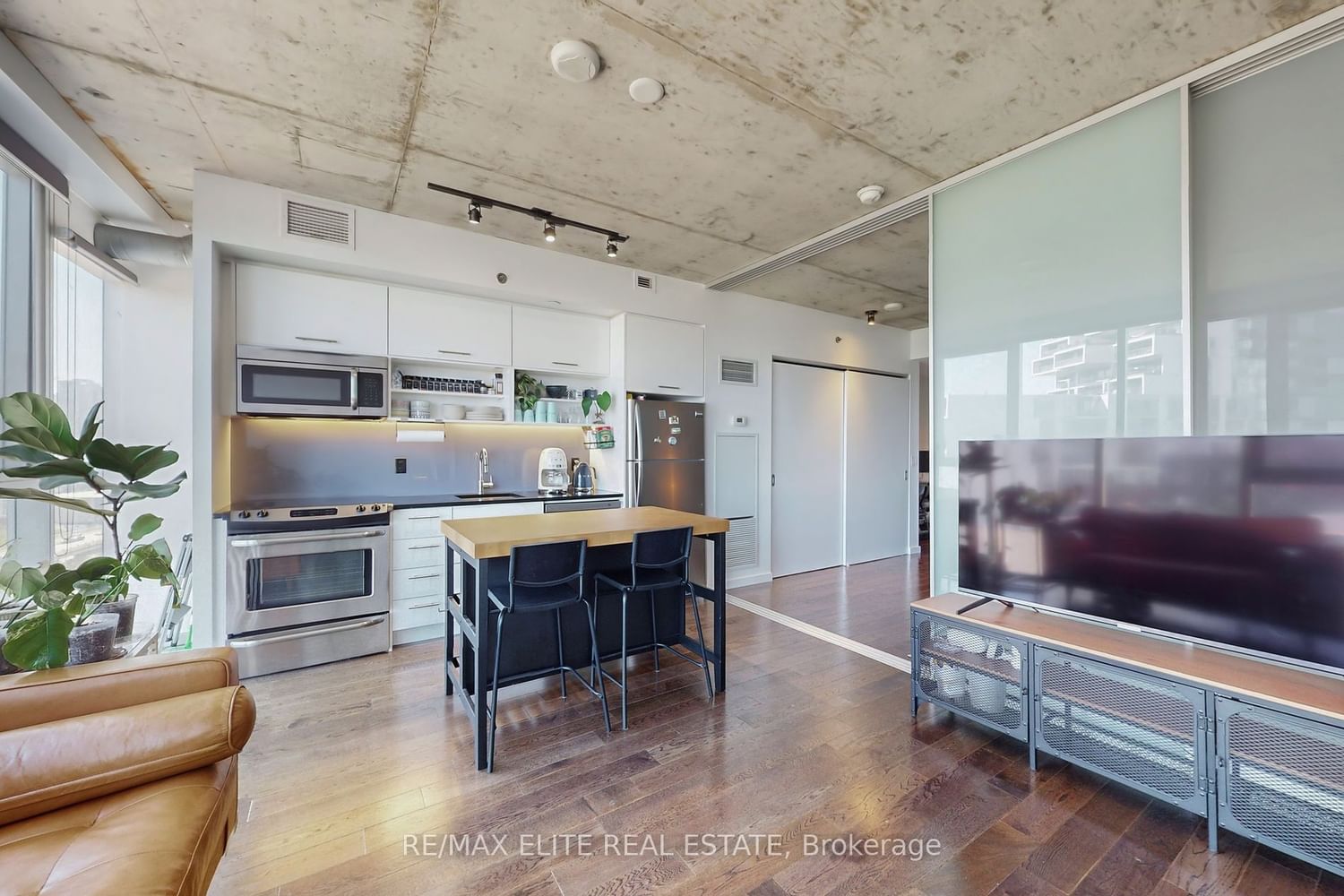 32 Trolley Cres, unit 1008 for sale - image #8