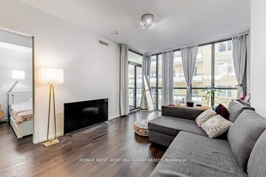 101 Charles St E, unit 619 for sale - image #11