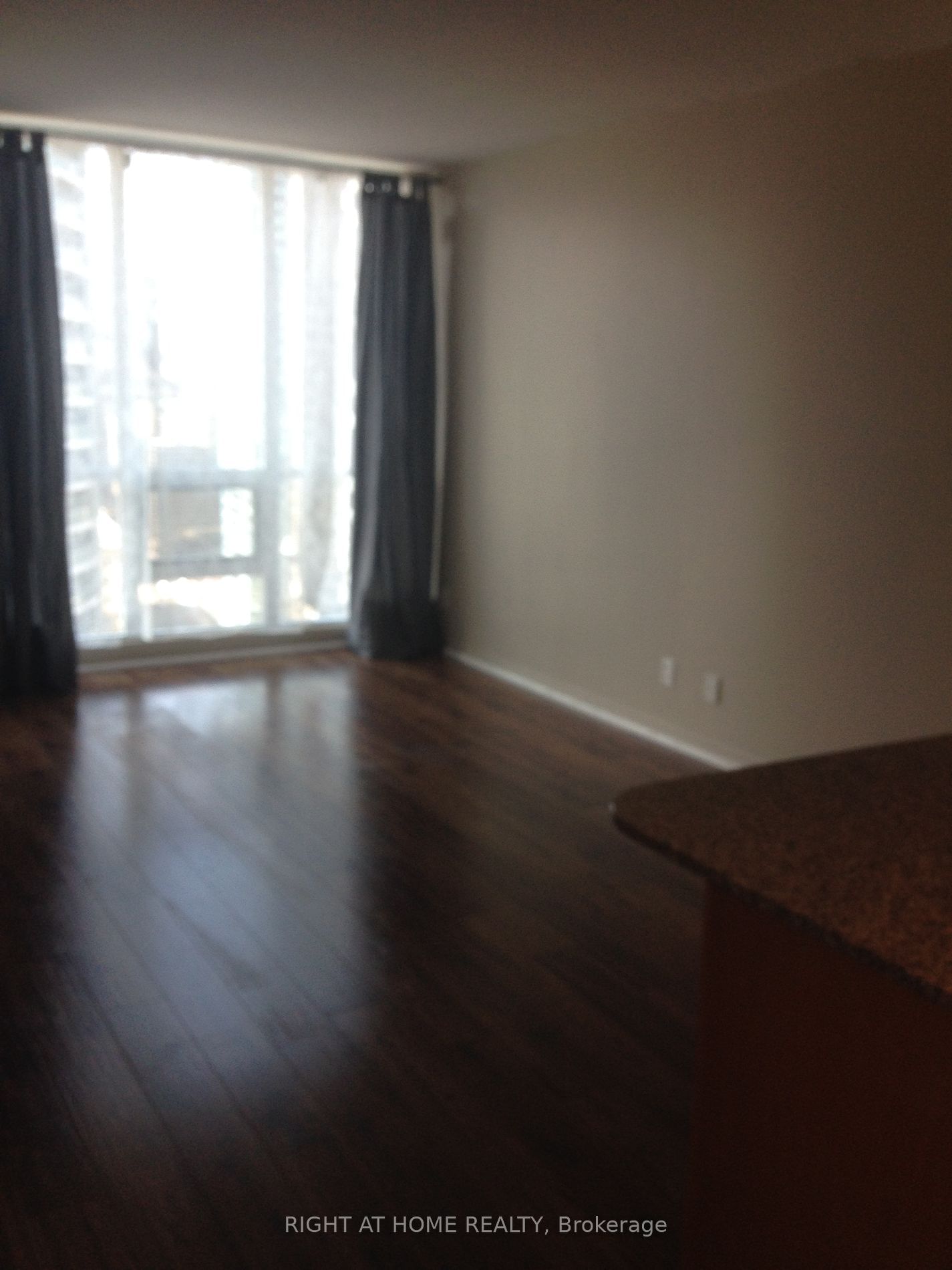 16 Yonge St, unit 2204 for rent - image #3