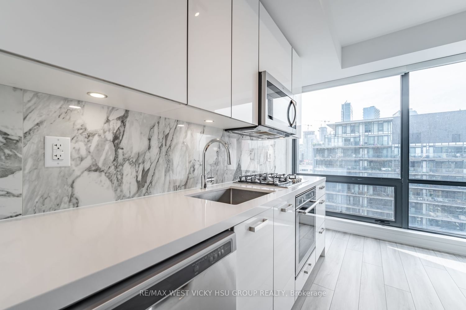 458 Richmond St W, unit 806 for sale - image #8